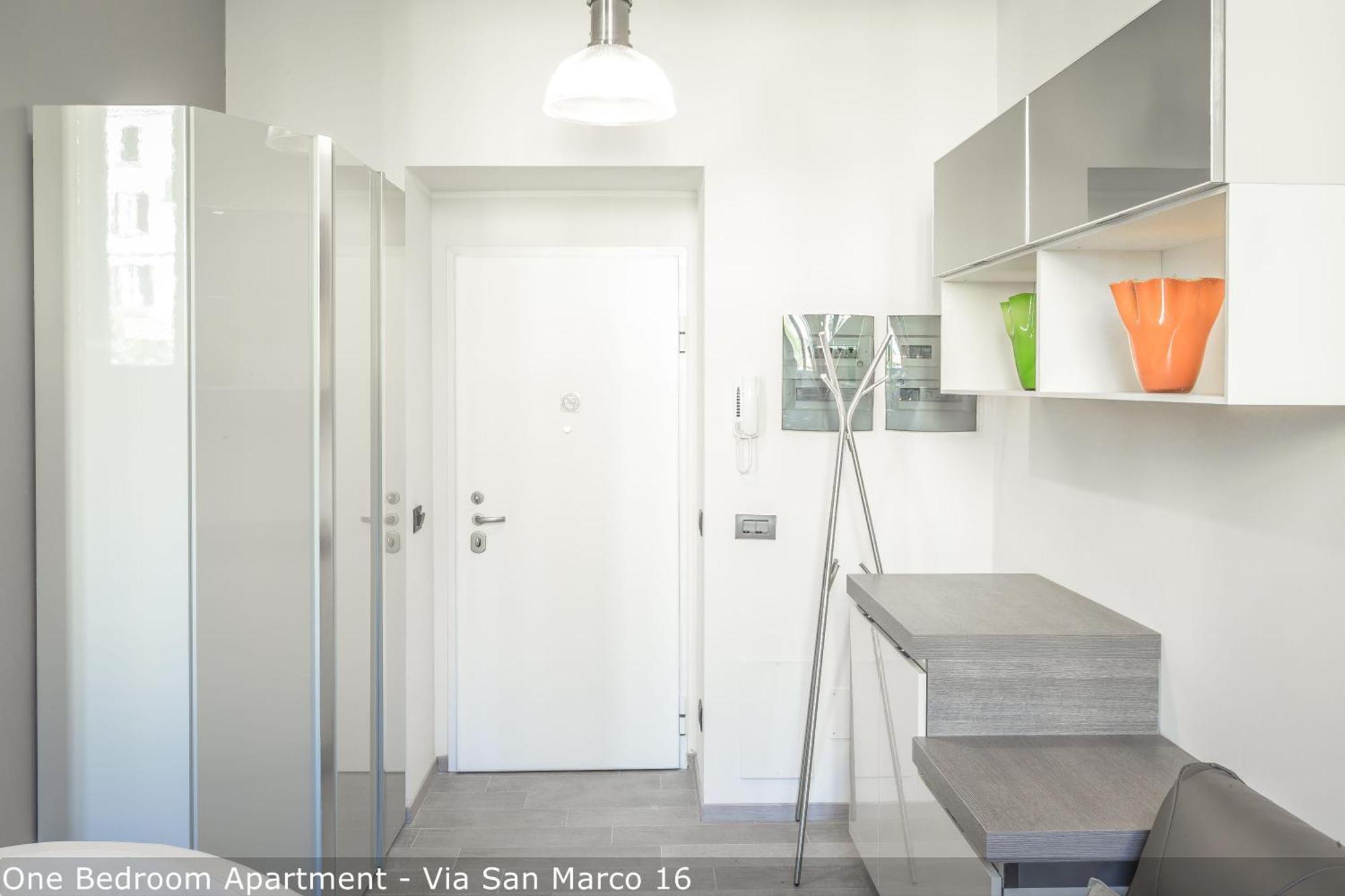 Brera Apartments In San Marco Milan Bilik gambar